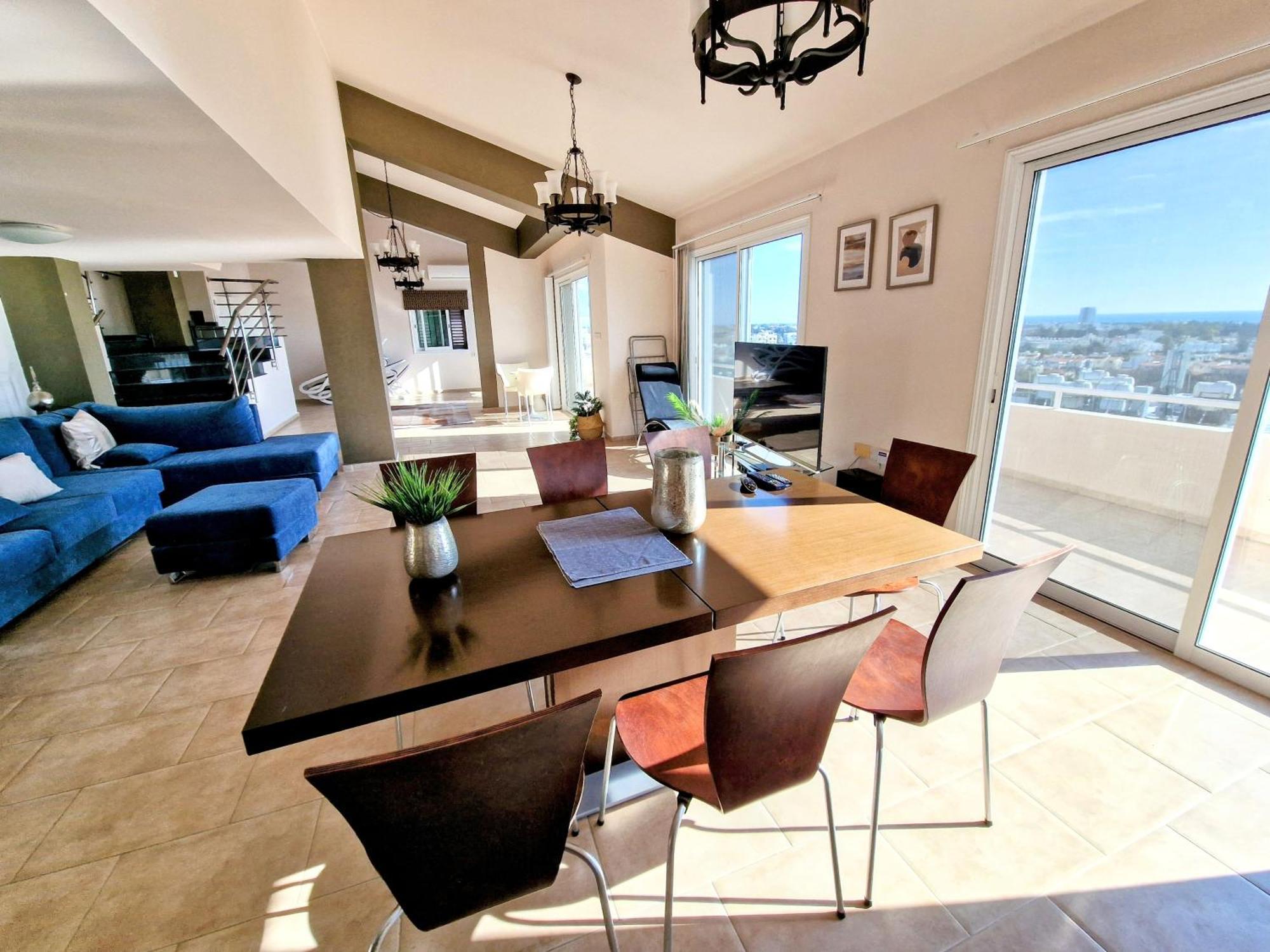Paphos Central Penthouse Eksteriør billede